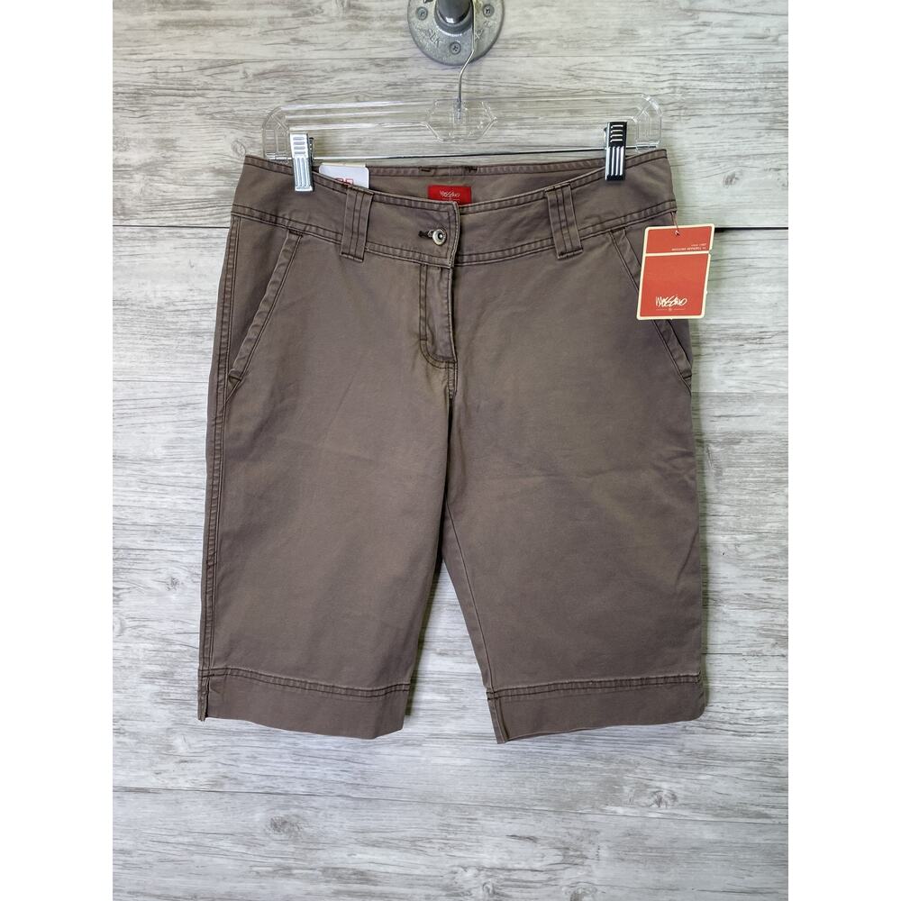 Mossimo Womens Brown Bermuda Shorts Low Rise Straight Stretch Twill Size 7 NWT